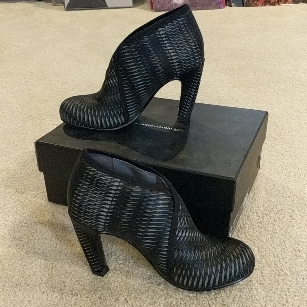 United nude ankle boots.